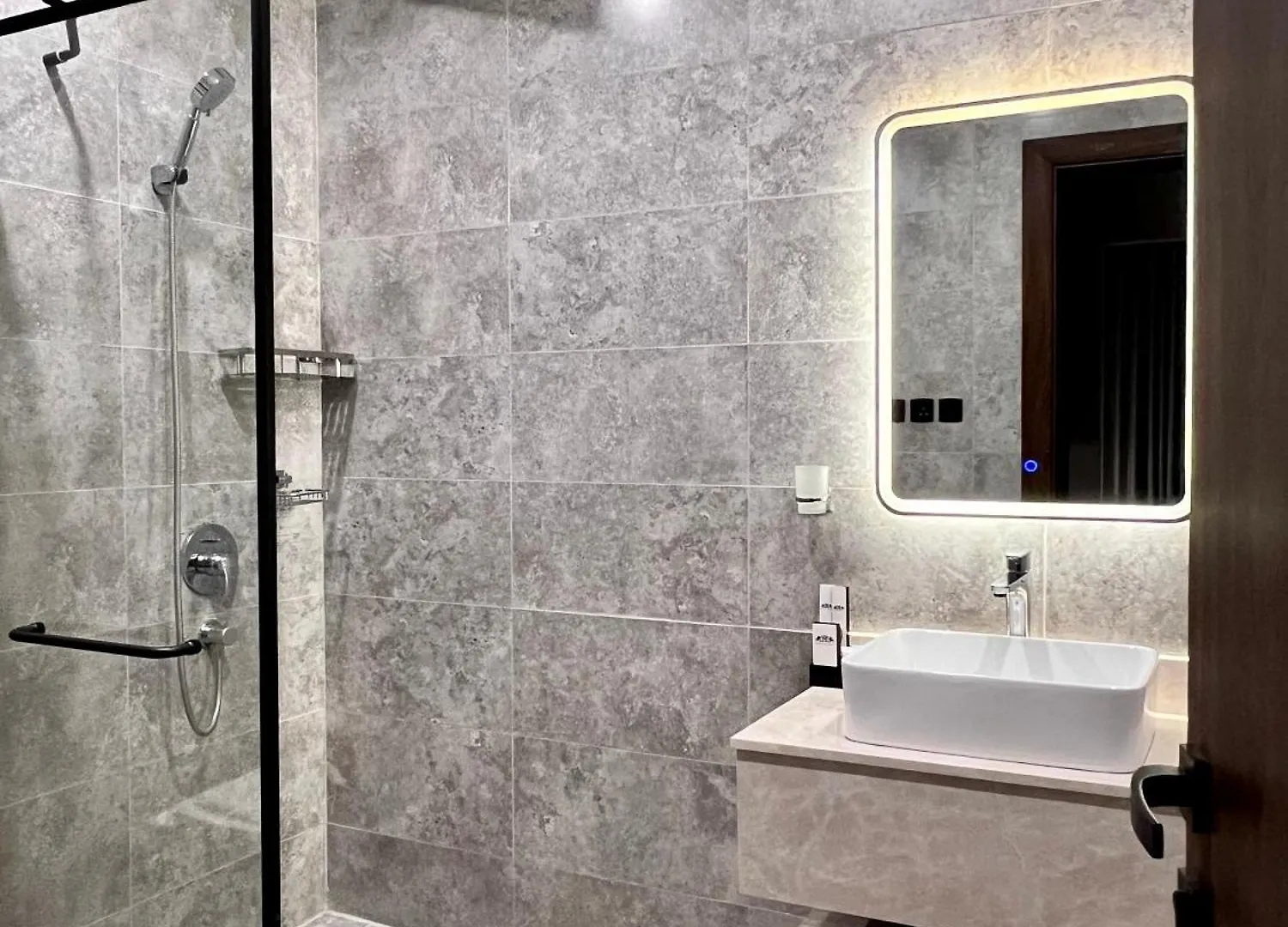 Khozama Living 2 - Alnahda Aparthotel Jeddah